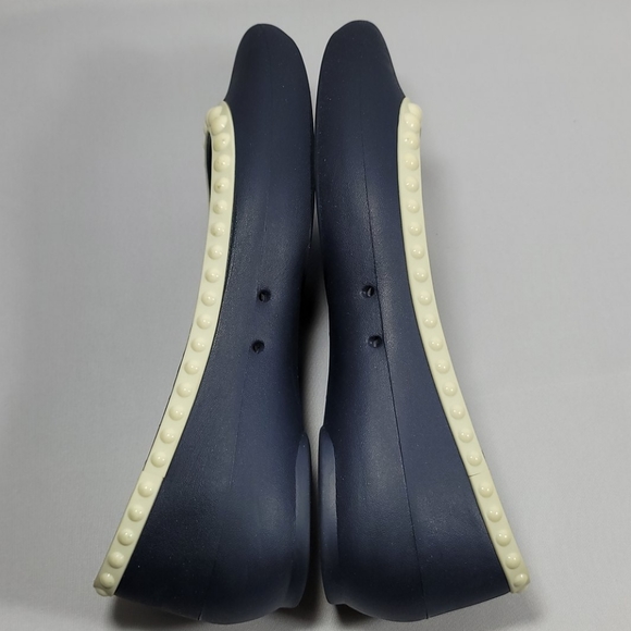 Crocs Iconic Comfort Ballet Flats Size 7W - Picture 10 of 11